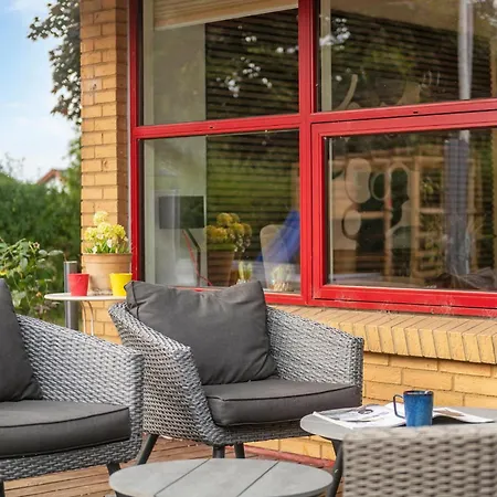 3 Bedroom Cozy In Prázdninový dům *