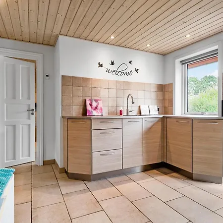 3 Bedroom Cozy In Casa de Férias Billund